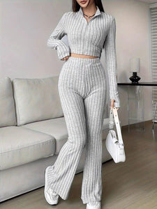Zipped knit crop top with long sleeves