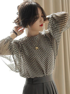 Printed sheer retro blouse with lantern sleeves