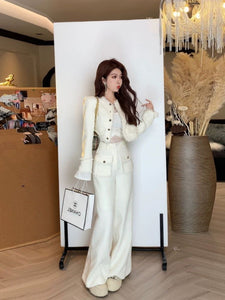 Elegant 2-Piece Set for Women – Cropped Jacket & Wide Trousers