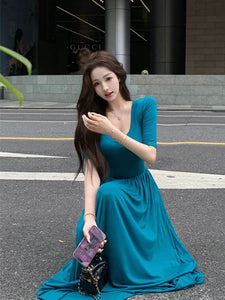 Tmall Elegant U-Neck Dress – Blue A-Line Maxi with Slim Waist