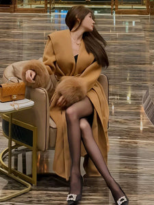 French Mid-Length Wool Coat – Fall/Winter Elegance with Lace & Slim Waist Design