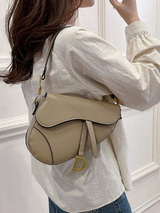 Elegant Women’s Saddle Bag – Chic Shoulder Design, Premium Craft at a Better Price
