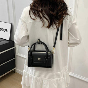 Retro Box Bag – Lightweight High-Quality Mini Square Shoulder Handbag