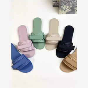 Women’s Flat D-Buckle Slides