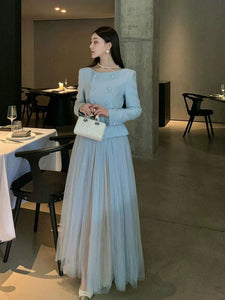 Two-Piece Spring Outfit – Blue Double-Breasted Blazer with Mesh Skirt