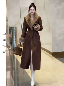 Women’s Xiaonorin Plus Velvet Winter Coat with Suede Windproof Jacket